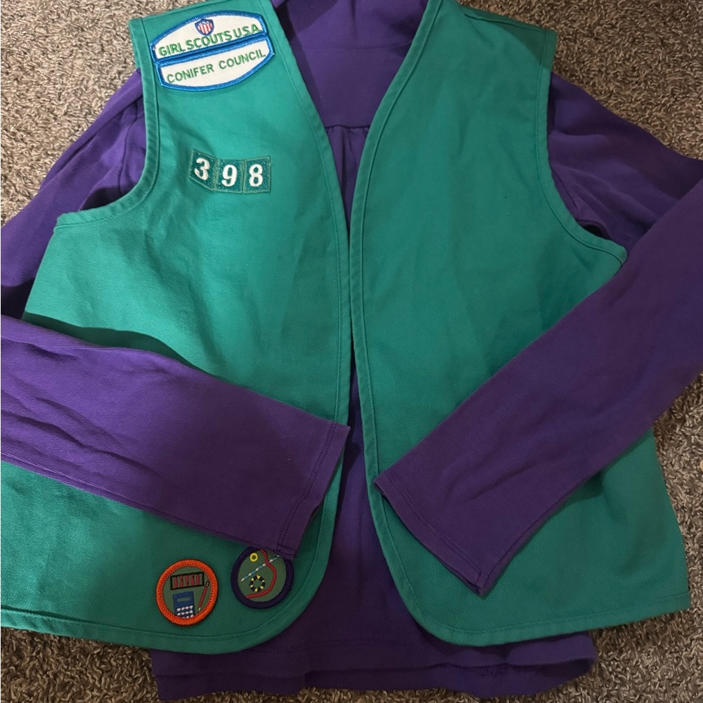 Vintage 90’s Girl Scouts USA Green Vest with Purple Shirt